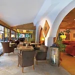 Otel Aktivhotel Alpendorf 4*