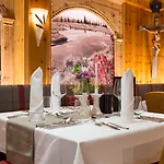Aktivhotel Alpendorf Otel 4*