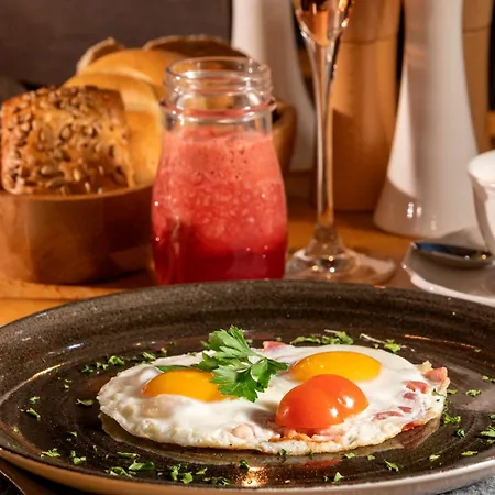 阿尔朋多夫酒店 4* 蓬高圣约翰