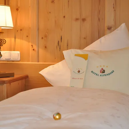 阿尔朋多夫酒店 酒店