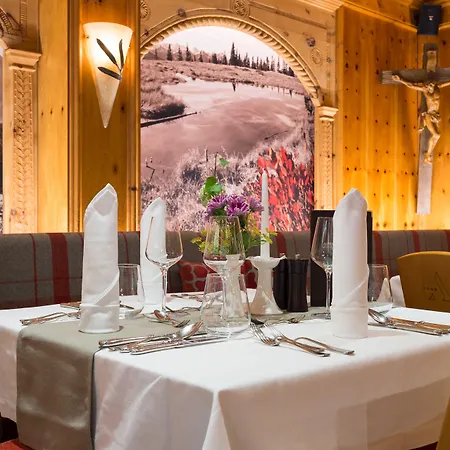 Aktivhotel Alpendorf Hotel 4*