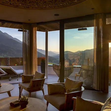 Aktivhotel Alpendorf Hotel