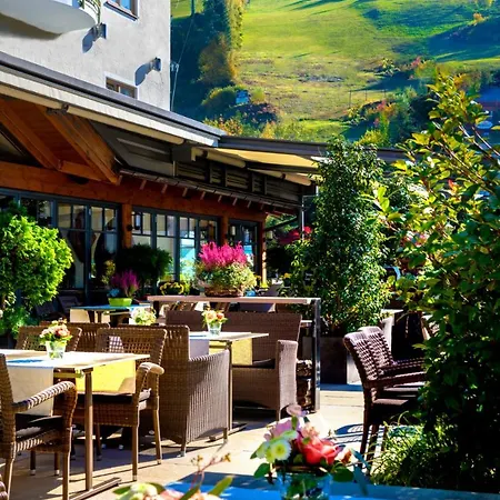 מלון Aktivhotel Alpendorf סנט יוהן אים פונגאו