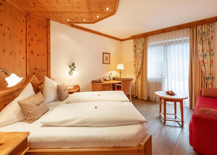 Aktivhotel Alpendorf Hotel 4*