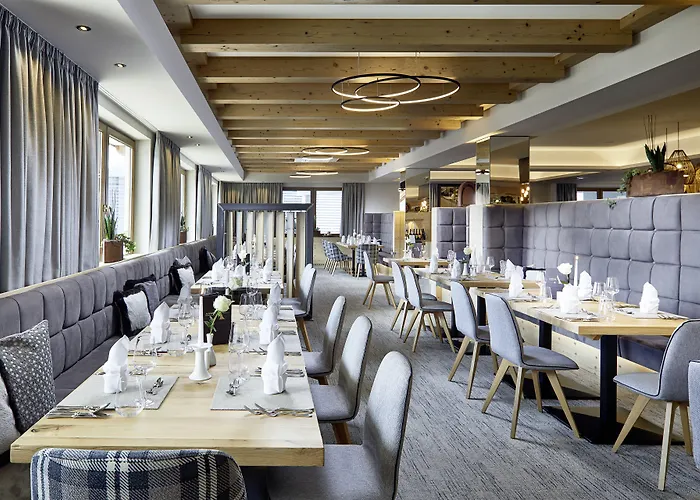 Aktivhotel Alpendorf 4*